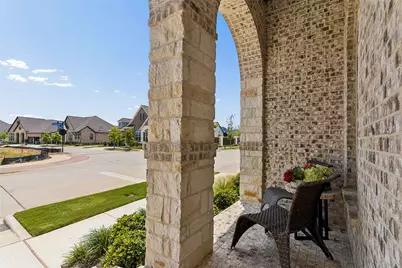 2073 Spotted Fawn Drive, Arlington, TX 76005 - Photo 5