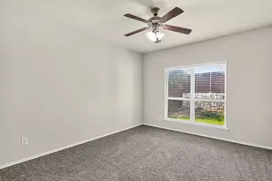 9813 Moccasin Creek Ln, McKinney, TX 75071 - Photo 11