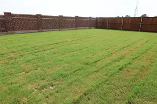 616 Arabian Ln, Aubrey, TX 76227 - Photo 5
