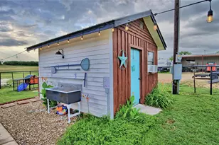 978 Longbranch Rd, Nocona, TX 76255 - Photo 17