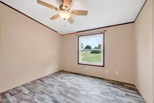 929 W Sterrett Rd, Waxahachie, TX 75167 - Photo 25