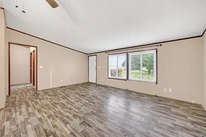929 W Sterrett Road, Waxahachie, TX 75167 - Photo 17