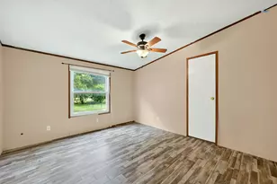 929 W Sterrett Rd, Waxahachie, TX 75167 - Photo 11