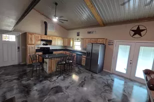 613-B N Access Rd, Tye, TX 79603 - Photo 11