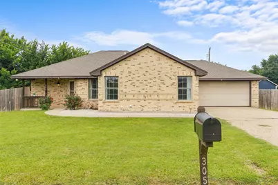 305 Ashwood Street, Azle, TX 76020 - Photo 3