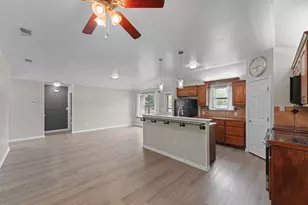 305 Ashwood St, Azle, TX 76020 - Photo 15