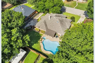 3630 Ridgewood Drive, Grand Prairie, TX 75052 - Photo 5
