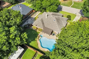 3630 Ridgewood Dr, Grand Prairie, TX 75052 - Photo 5