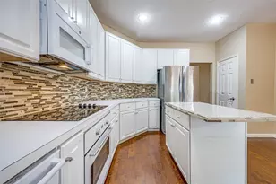 2905 Furlong Dr W, Flower Mound, TX 75022 - Photo 13