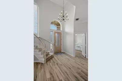 8625 Old Oak Drive, Irving, TX 75063 - Photo 5