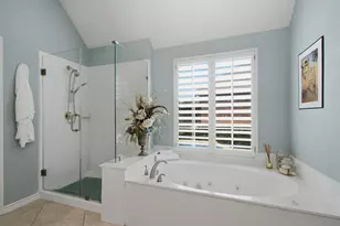 8625 Old Oak Dr, Irving, TX 75063 - Photo 21