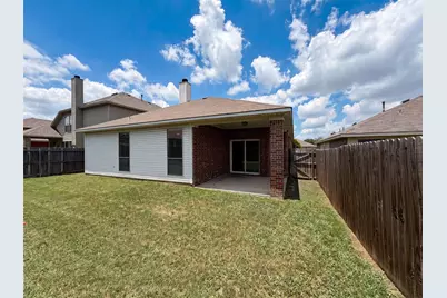 1205 Kachina Lane, Fort Worth, TX 76052 - Photo 5