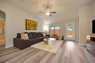 933 Keel Line Dr, Crowley, TX 76036 - Photo 9