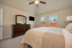 933 Keel Line Dr, Crowley, TX 76036 - Photo 15
