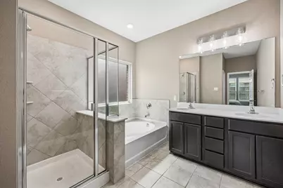636 Fox View Drive, Fort Worth, TX 76131 - Photo 15