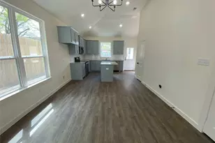 610 E Texas St, Denison, TX 75021 - Photo 5