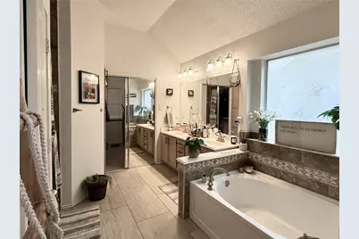 11413 Amber Valley Drive, Frisco, TX 75035 - Photo 13