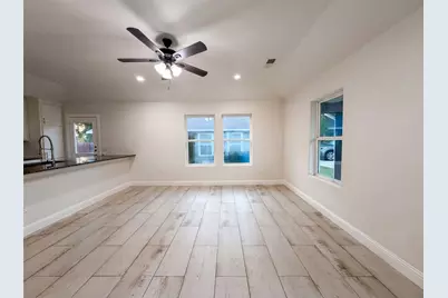 709 W Hull Street, Denison, TX 75020 - Photo 9
