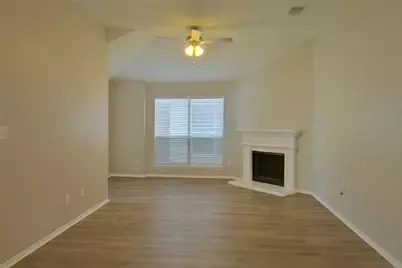 10525 Flamewood Drive, Fort Worth, TX 76140 - Photo 3
