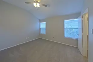 10525 Flamewood Dr, Fort Worth, TX 76140 - Photo 7