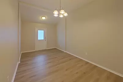 10525 Flamewood Drive, Fort Worth, TX 76140 - Photo 5