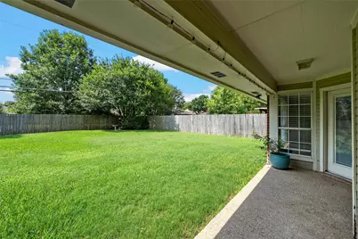 10604 Sierra West Drive, Waco, TX 76712 - Photo 27