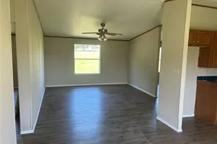 239 Cedar Dr, Azle, TX 76020 - Photo 11