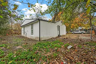 105 Short St, Farmersville, TX 75442 - Photo 17