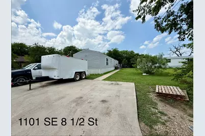 9999 SE 8th Street, Mineral Wells, TX 76067 - Photo 13