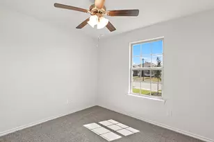 499 Sebastian Ln, Waxahachie, TX 75165 - Photo 35