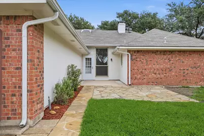 4203 Meadow Ridge Drive, Carrollton, TX 75010 - Photo 31