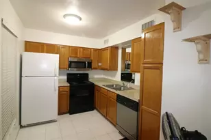 9817 Walnut St, Dallas, TX 75243 - Photo 5