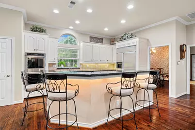 1718 Wanda Way, Arlington, TX 76001 - Photo 9