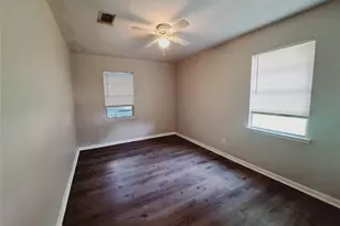 3831 Castle Hills Dr, Dallas, TX 75241 - Photo 7