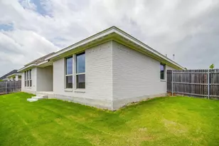 6913 Trail Rock Dr, Benbrook, TX 76126 - Photo 35