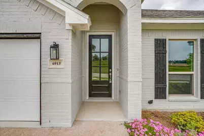 6913 Trail Rock Drive, Benbrook, TX 76126 - Photo 5