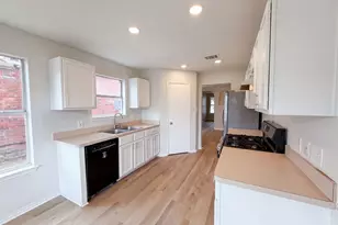 2026 Cardinal Ln, Lewisville, TX 75077 - Photo 11