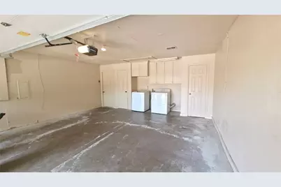 5400 Village Green Drive, Mesquite, TX 75150 - Photo 17