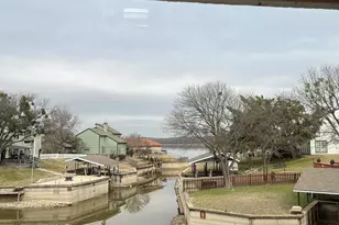 640 Harbor Dr, Azle, TX 76020 - Photo 31