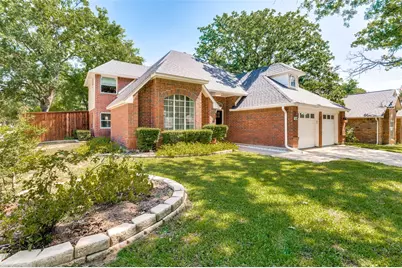 534 Post Oak Road, Grapevine, TX 76051 - Photo 1