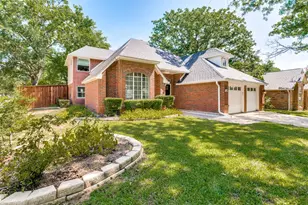 534 Post Oak Rd, Grapevine, TX 76051 - Photo 1