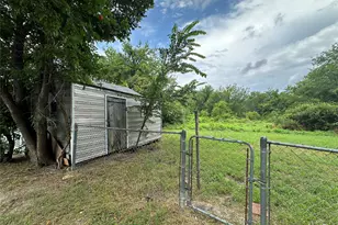 509 N Ross Ave, Mexia, TX 76667 - Photo 23