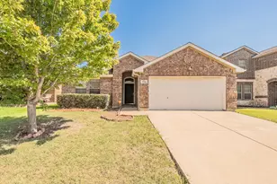 536 Goldstone Ln, Fort Worth, TX 76131 - Photo 1