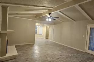 1824 Holly Oak St, Arlington, TX 76012 - Photo 21