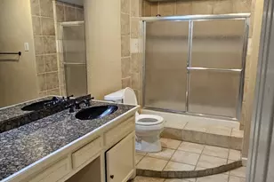 1824 Holly Oak St, Arlington, TX 76012 - Photo 15