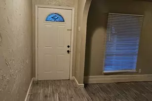 1824 Holly Oak St, Arlington, TX 76012 - Photo 5