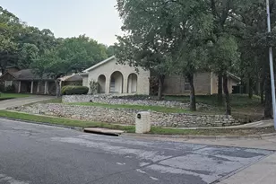 1824 Holly Oak St, Arlington, TX 76012 - Photo 3