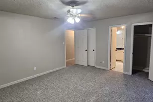1824 Holly Oak St, Arlington, TX 76012 - Photo 23