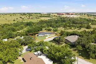1613 S Cliff St, Decatur, TX 76234 - Photo 33