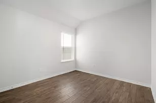 9225 Union Pacific Dr, Fort Worth, TX 76036 - Photo 17